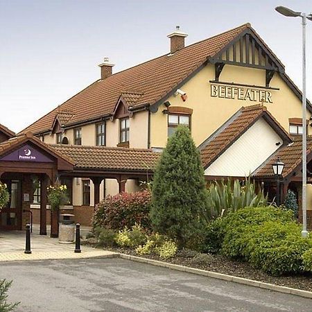 Premier Inn Newcastle - Gosforth/Крамлингтън Екстериор снимка